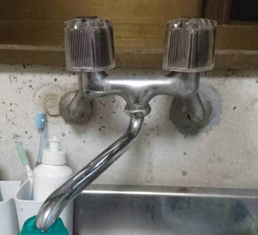 古くなり水漏れした水栓を取替え快適に。