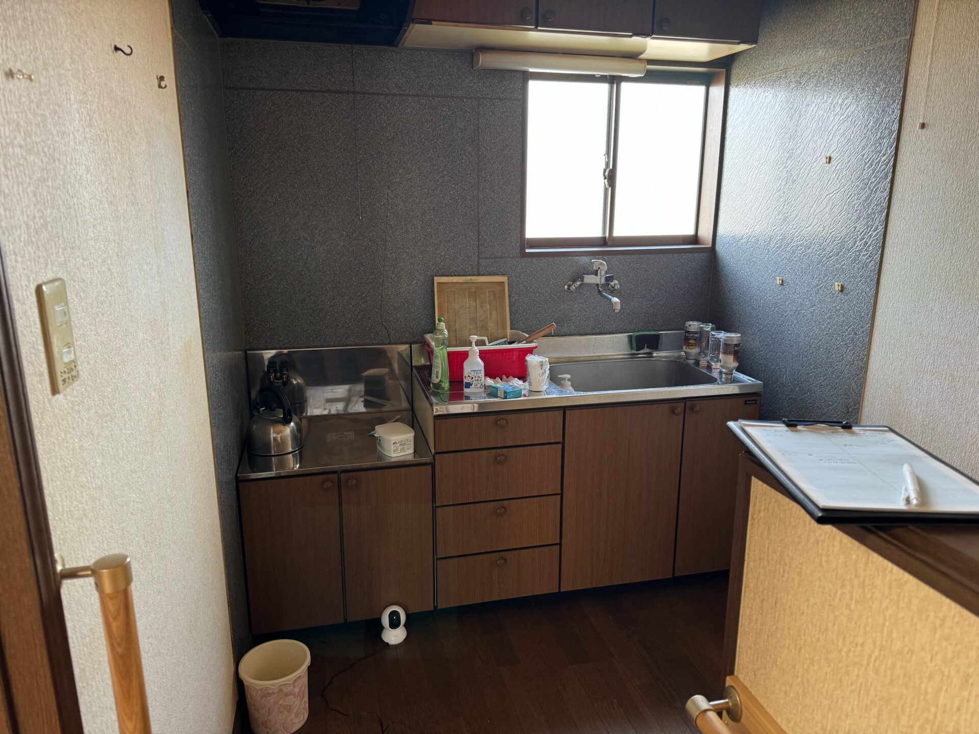 キッチンやトレイを交換し、クロスを一新！心地よい新生活空間へ／松阪市／O様邸／施工前　　　　　　　　　　