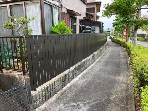 お手入れの楽な目隠しフェンスを設置/松阪市N様邸