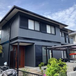 外装を全体的に一新し、重厚感のある外観へ ／松阪市／T様邸