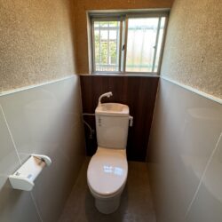 和式トイレを洋式トイレにして安全に、快適に。／松阪市山室町／O様邸／完成