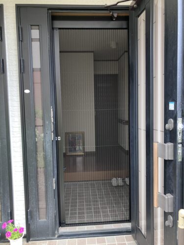 【玄関用網戸が壊れた】玄関用網戸交換！