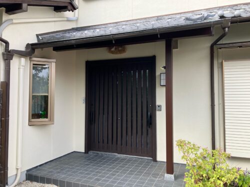【補助金活用】木製の玄関を最新式に取替・内窓設置