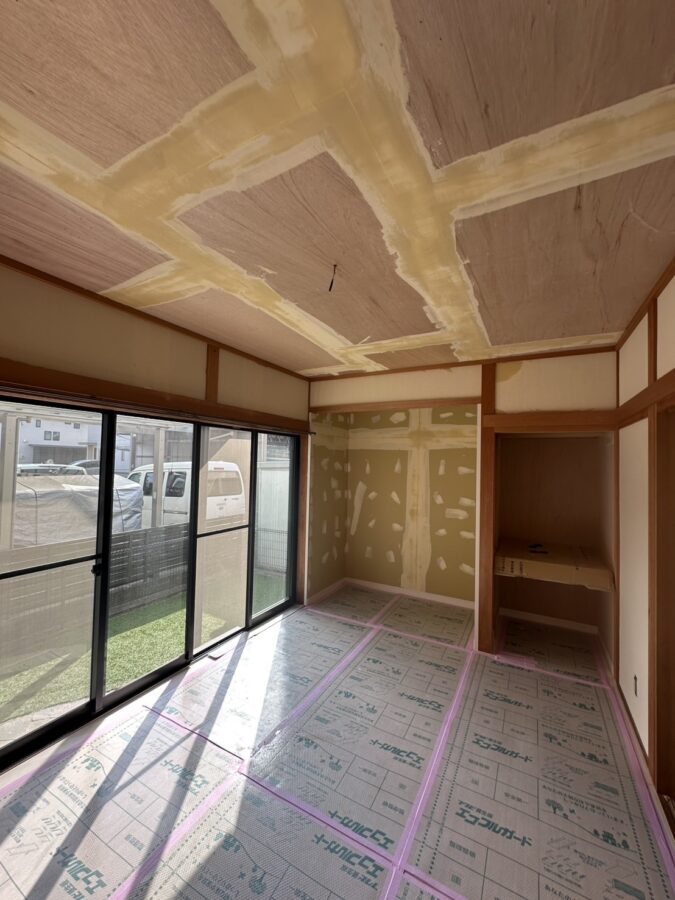和の趣を残し、白で彩る。和室を有効活用したシンプルリノベーション/松阪市/K様邸/施工中