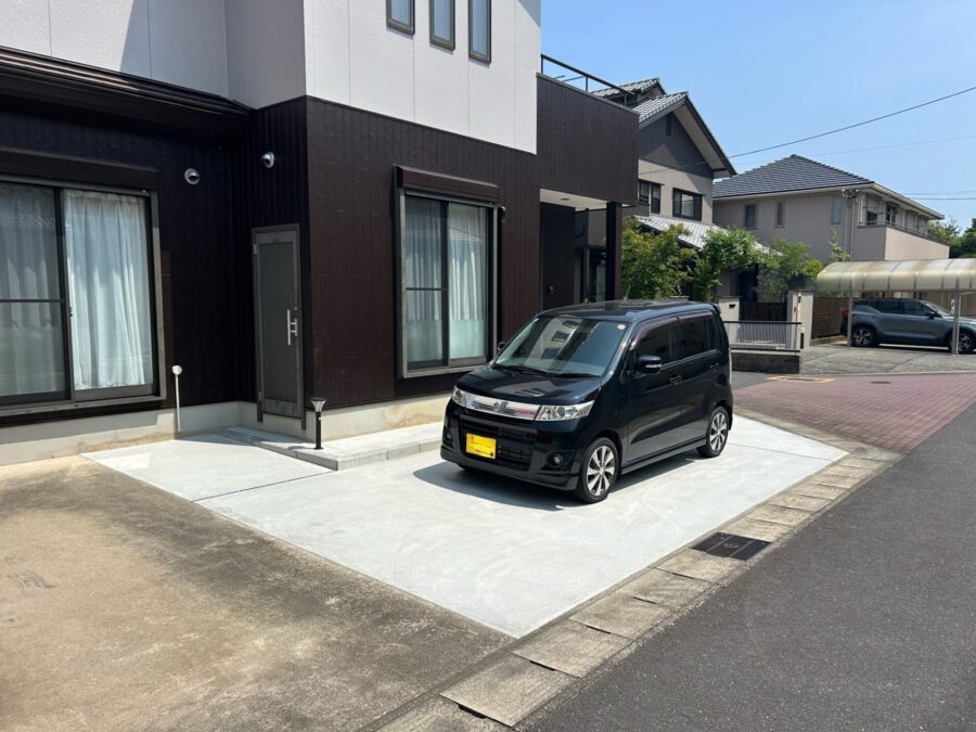 安全性と快適性を両立！庭を活かした4台駐車可能な外構リフォーム／三重県／J様邸／完工後