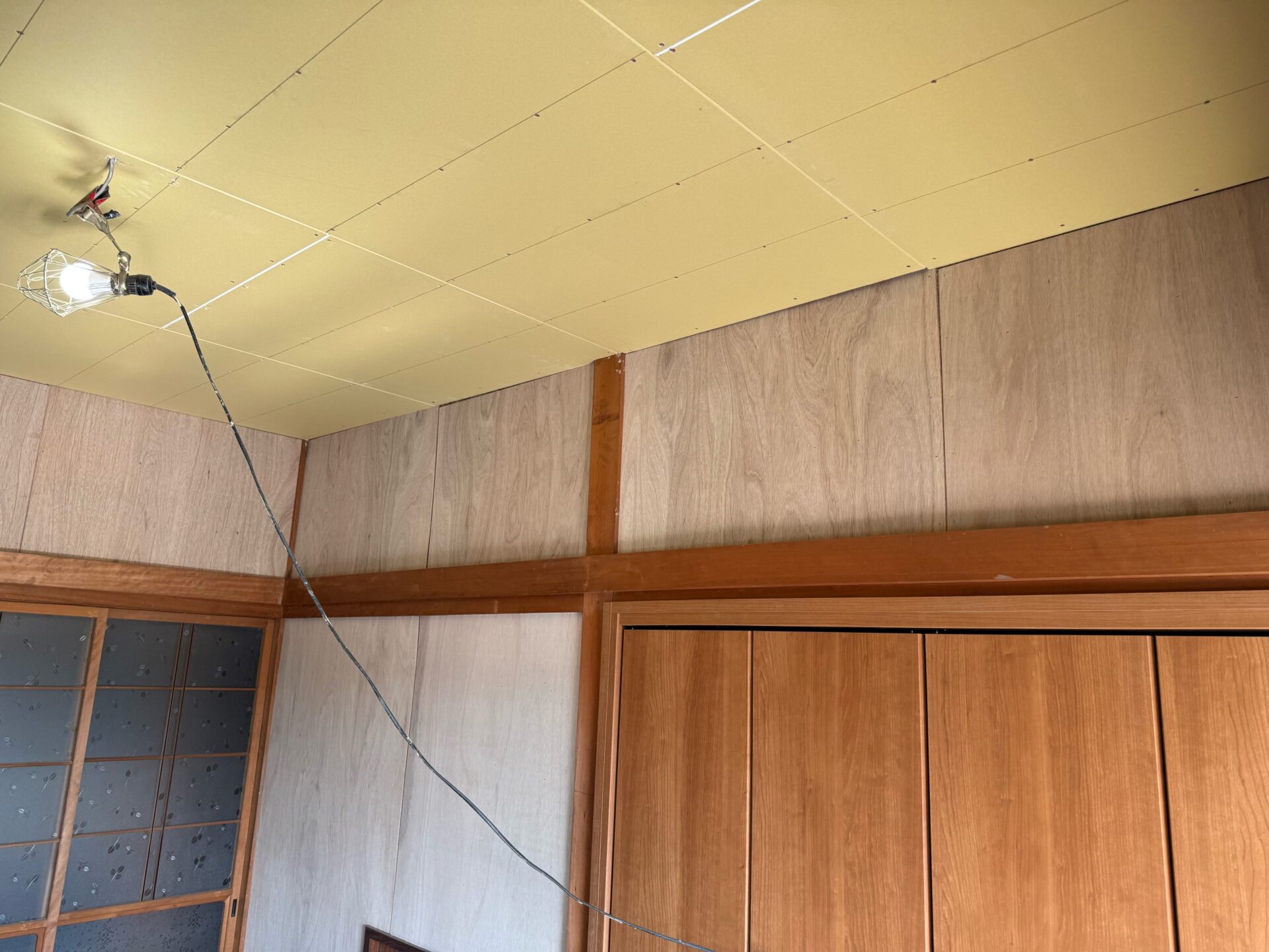 壁面下地の施工