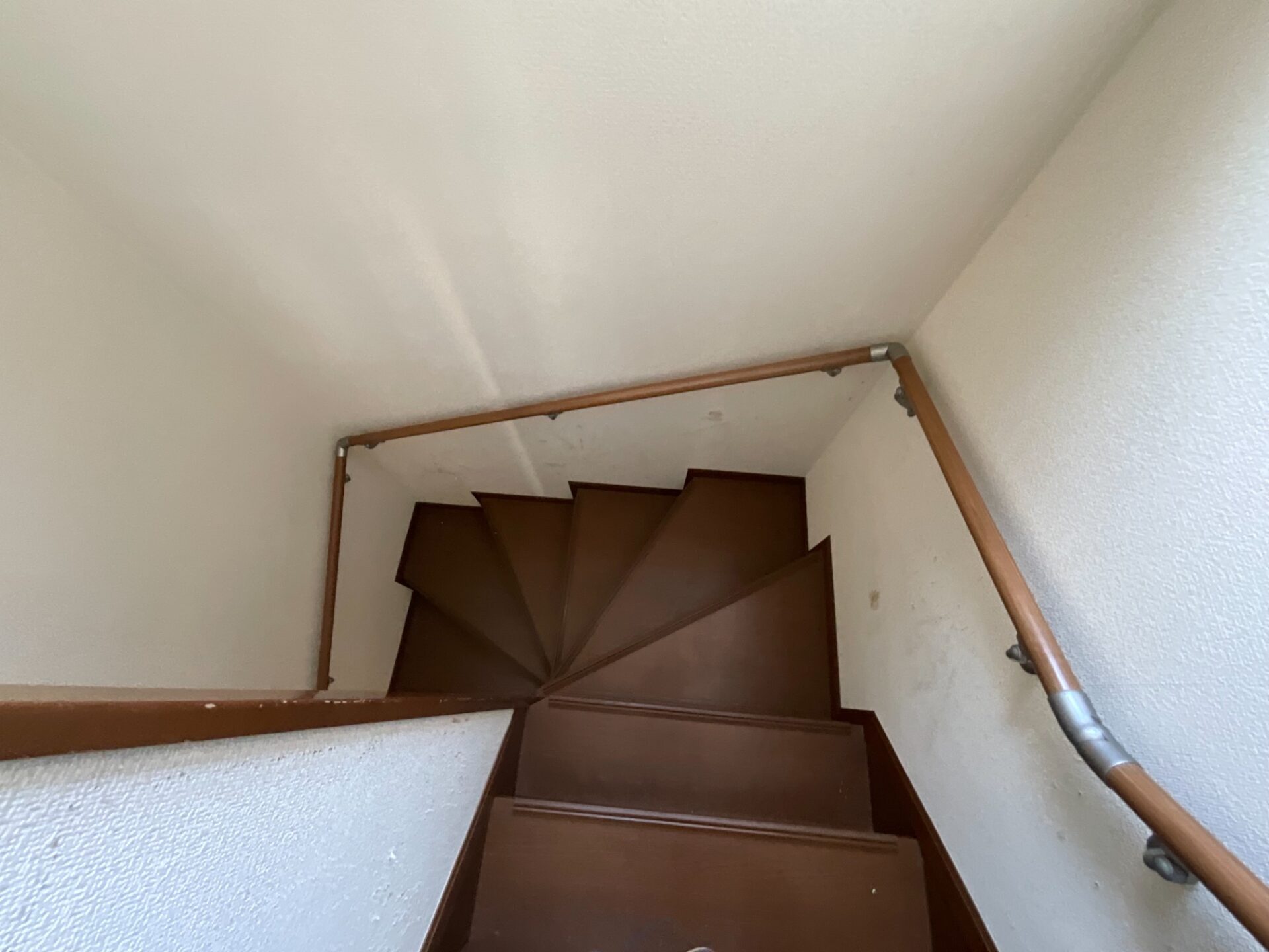 施工前の階段部分