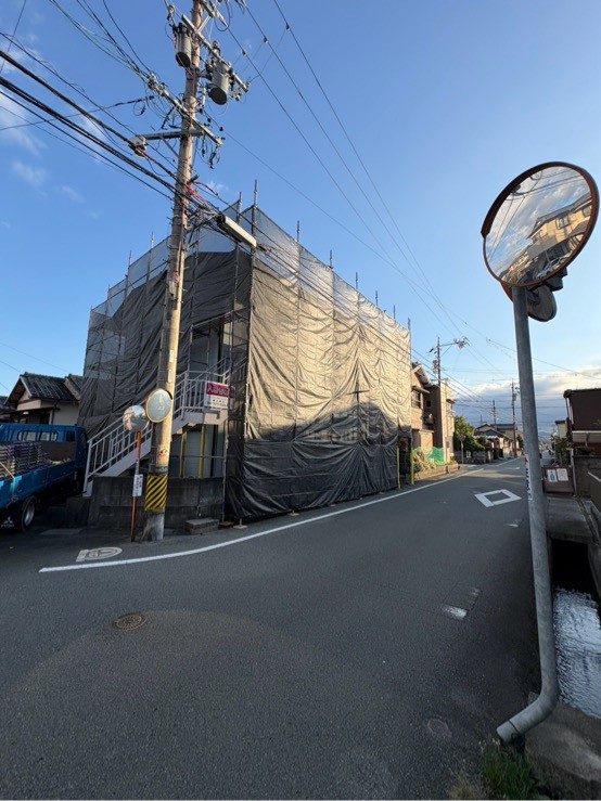 足場を設置した様子