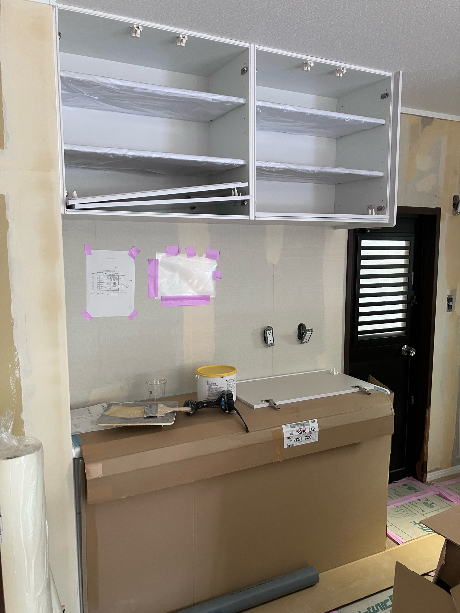 新設したカップボード