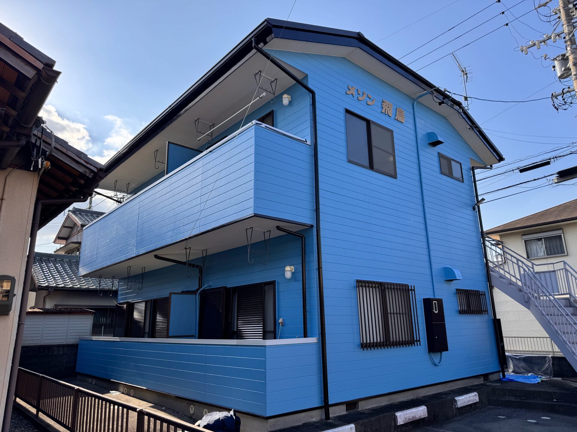 外壁塗装後の建物