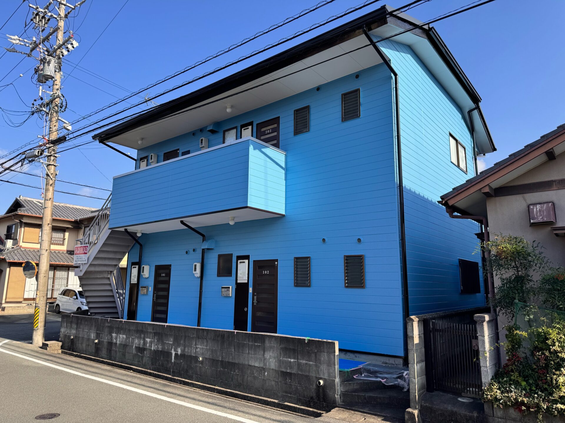 外壁塗装後の建物