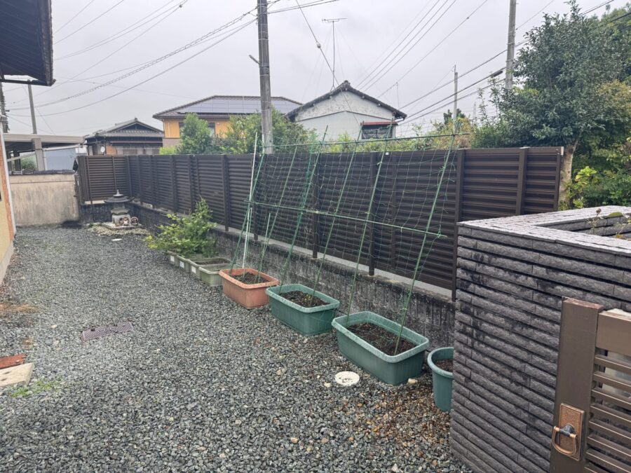 リフォーム前の敷地内フェンス