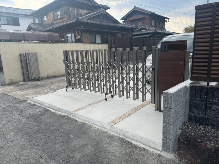 伸縮門扉・機能門柱まわり