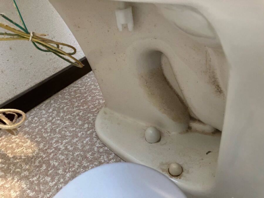 リフォーム前のトイレ