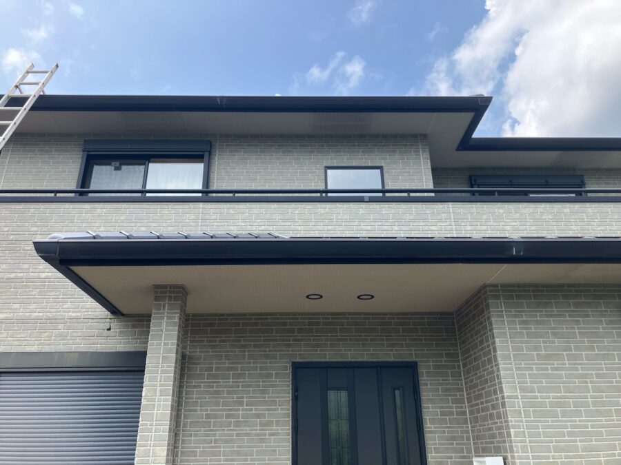 色褪せが見られる外壁サイディング