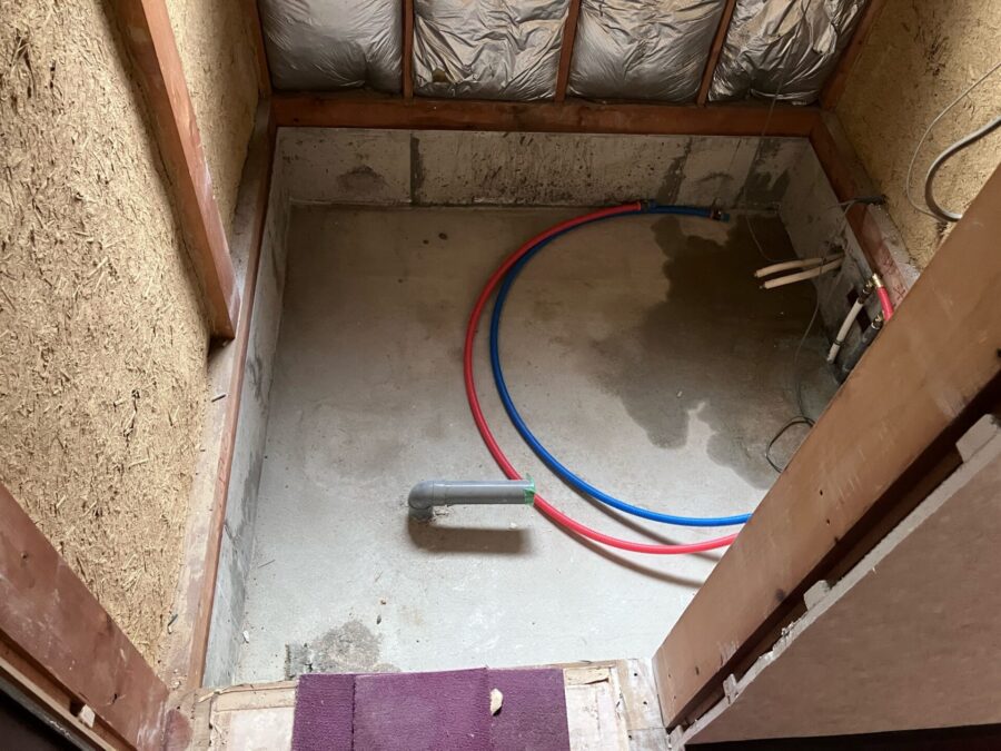 浴室・設備撤去後の様子