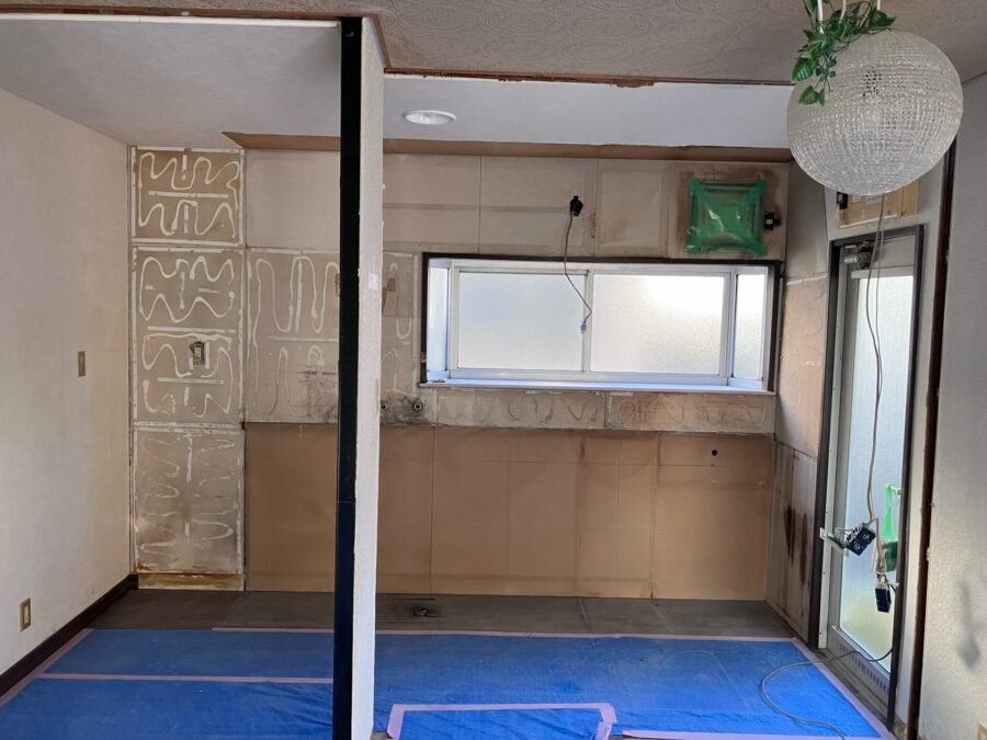 解体後のキッチンスペース