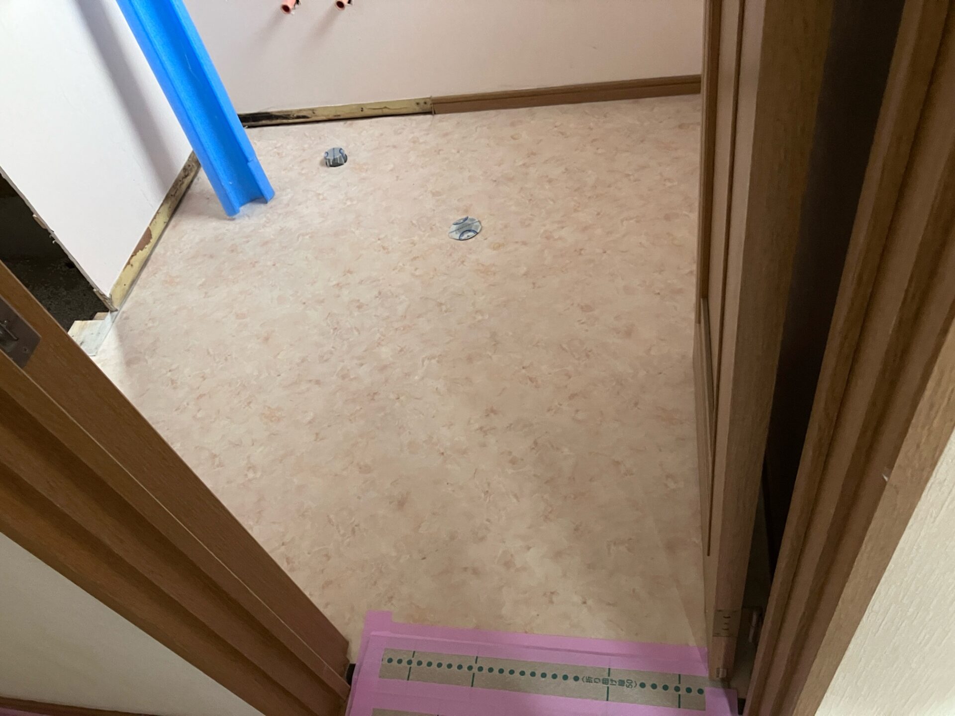 洗面脱衣室の内装リフォーム