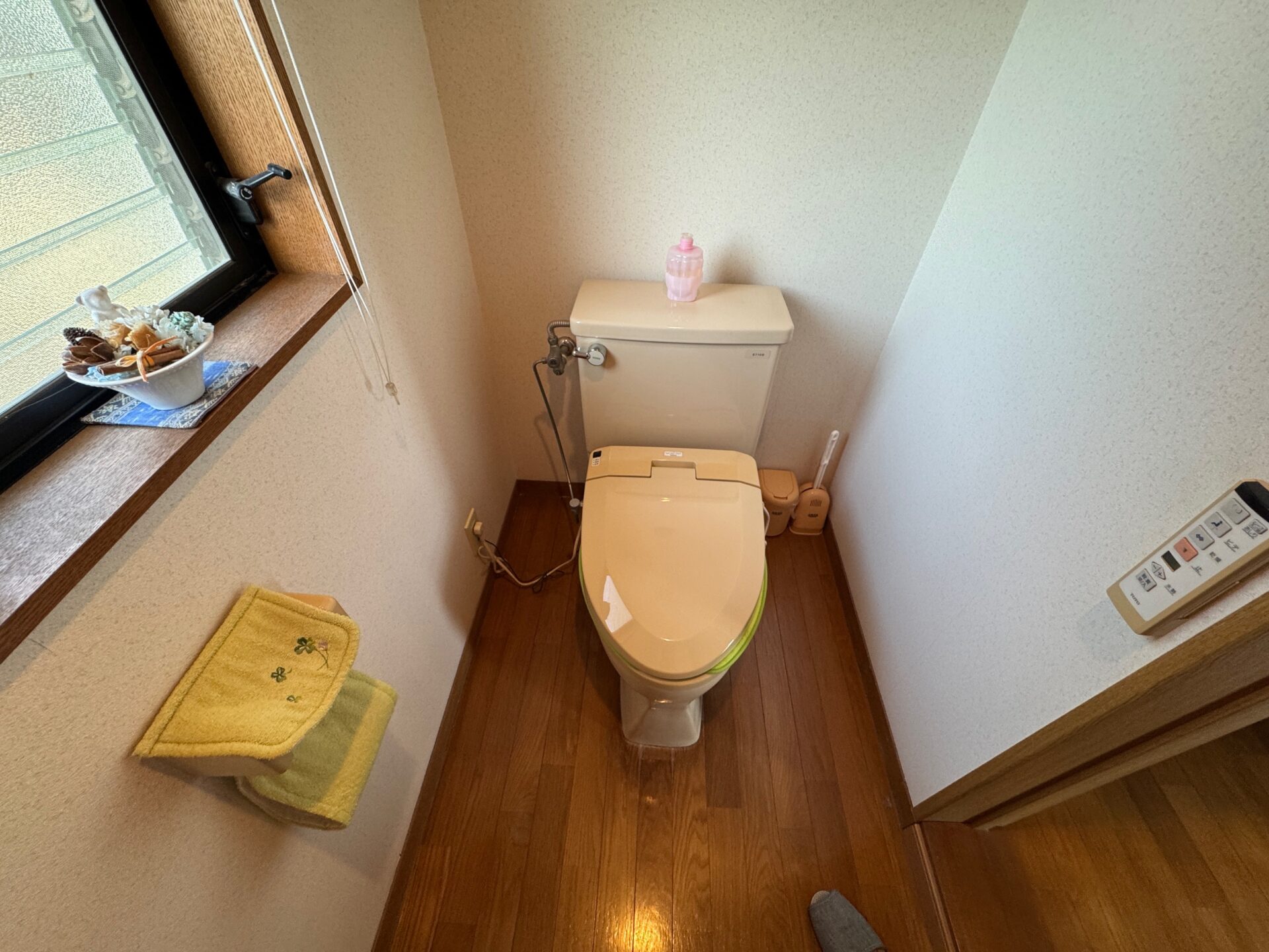 リフォーム前のトイレ