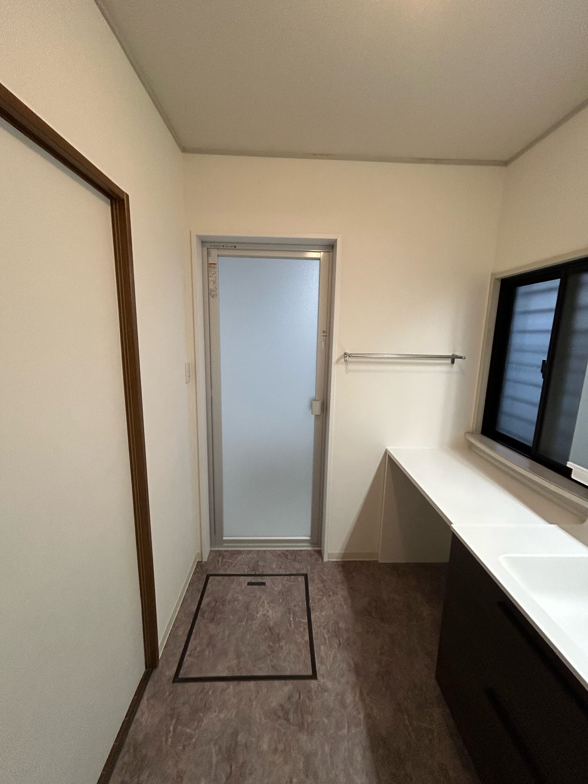 内装リフォームを行った洗面脱衣室