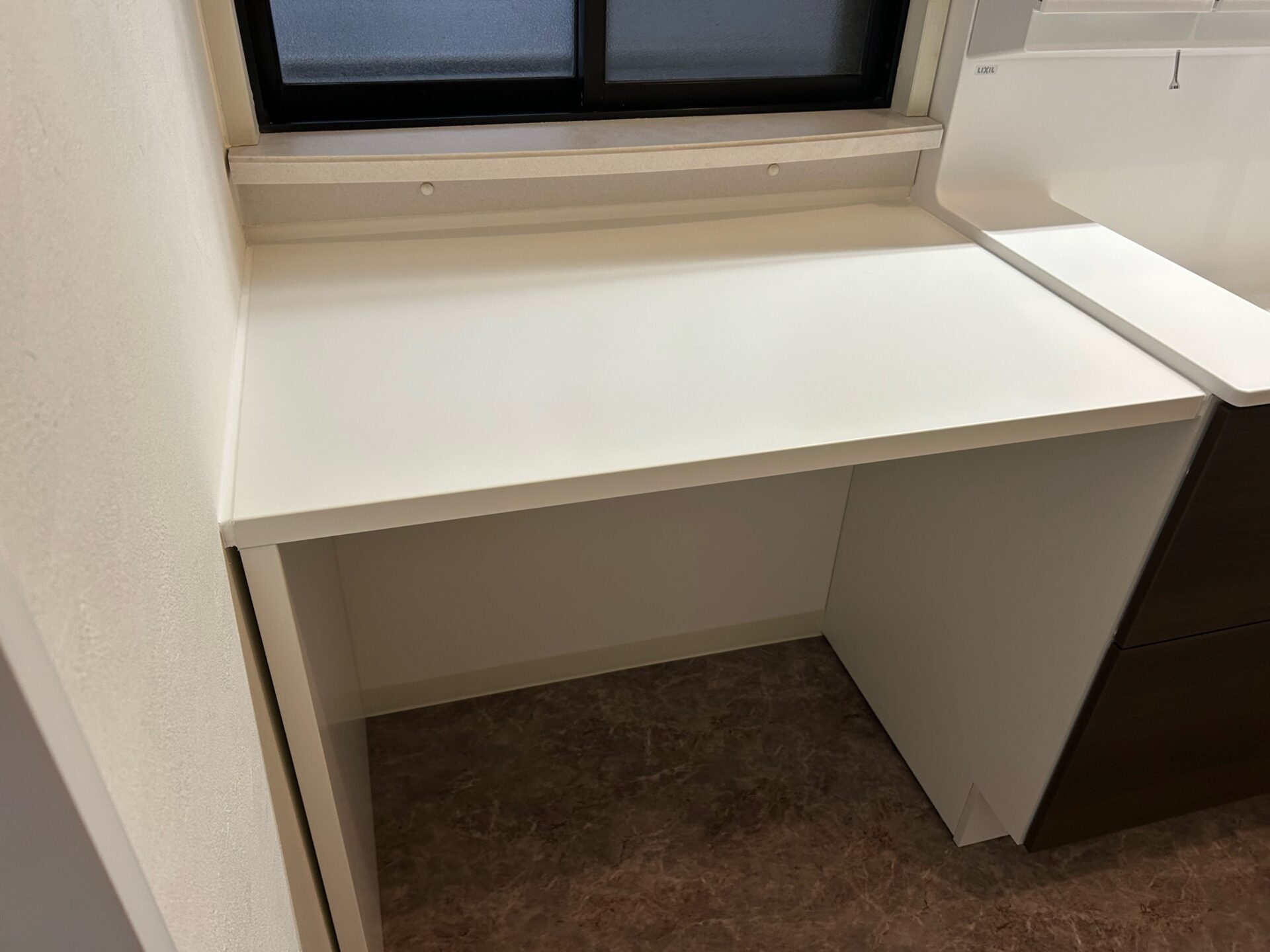 新設した洗面脱衣所のカウンター