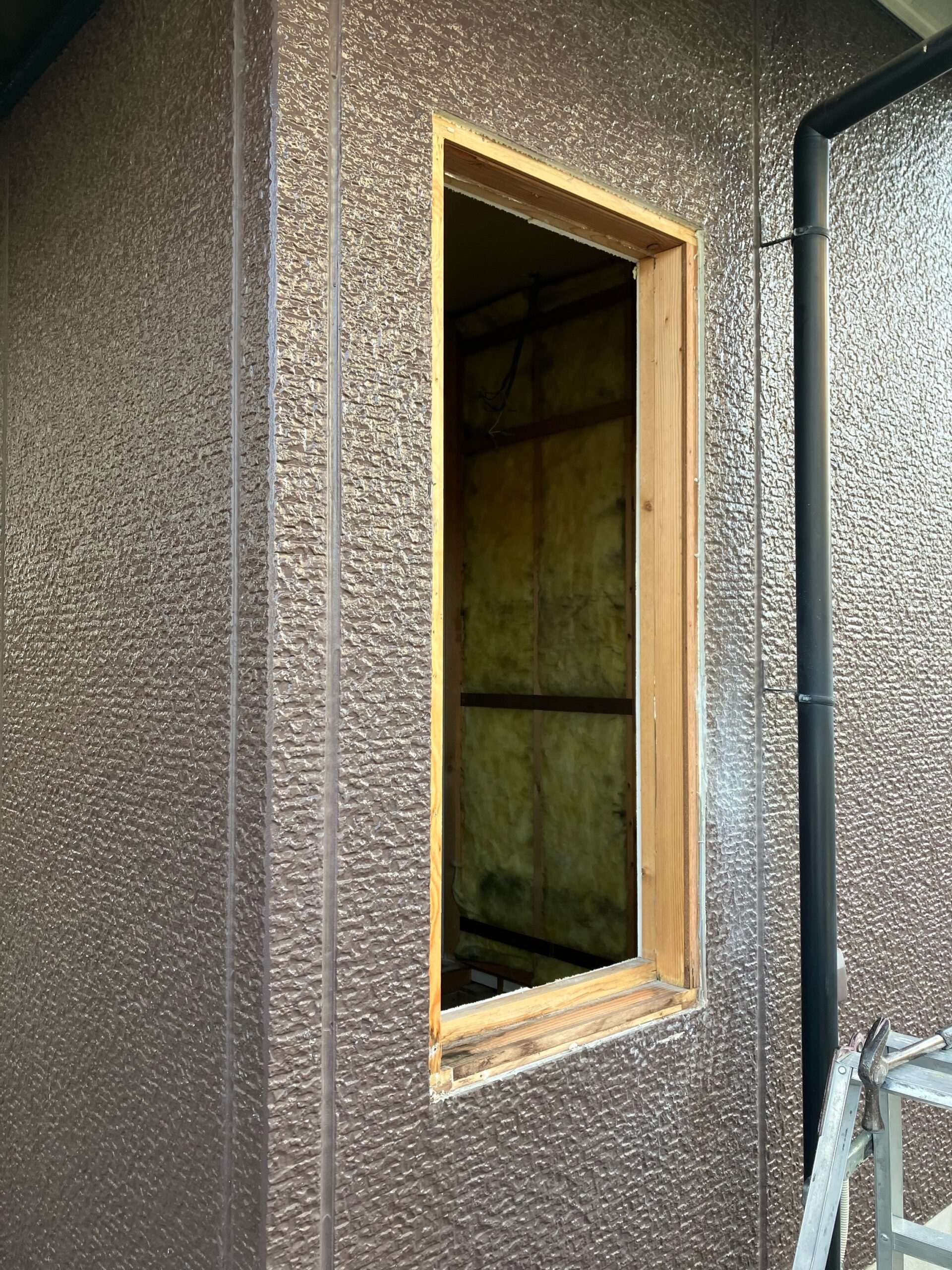 浴室の窓を撤去