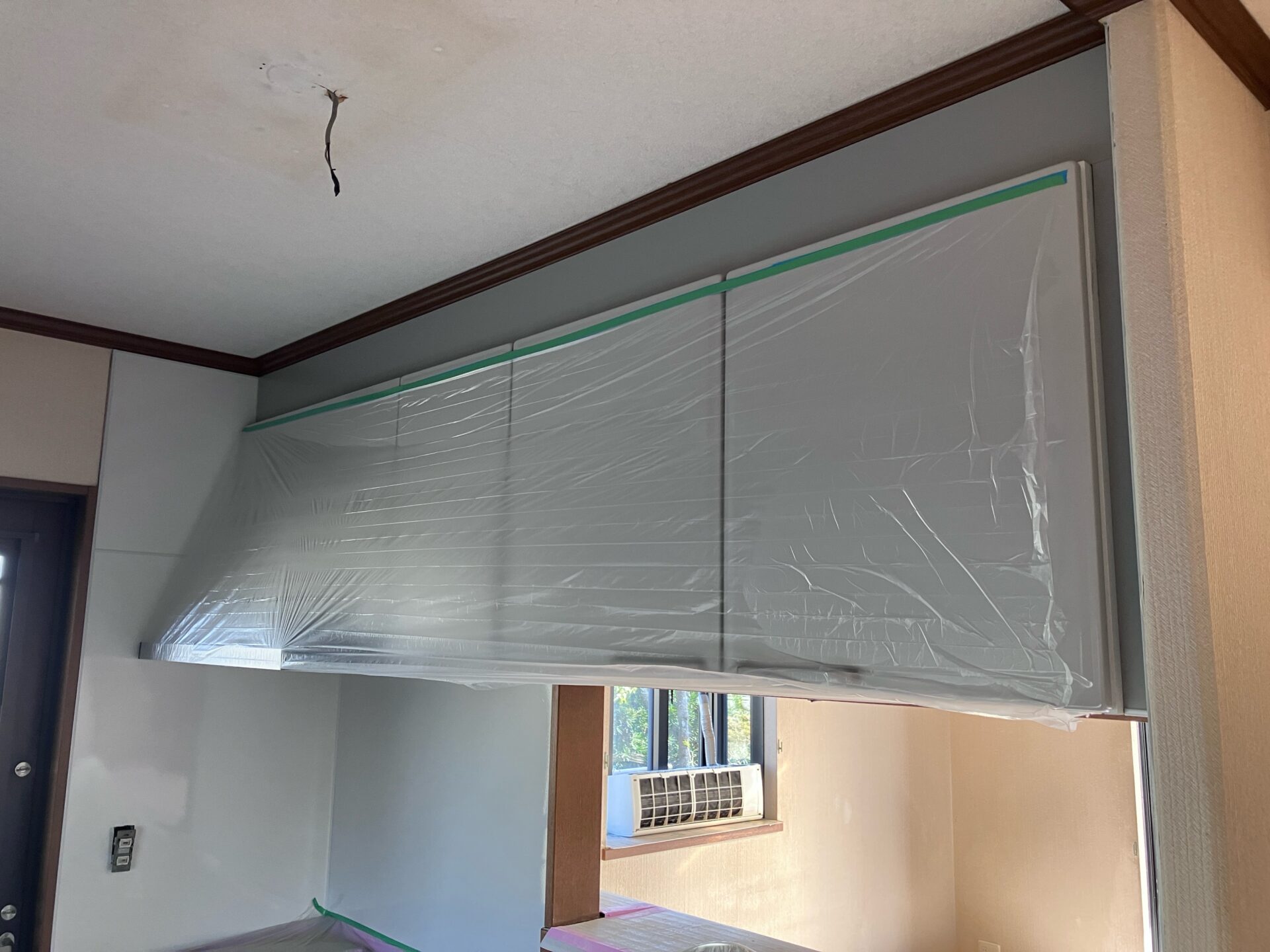 新たな吊り戸・レンジフード