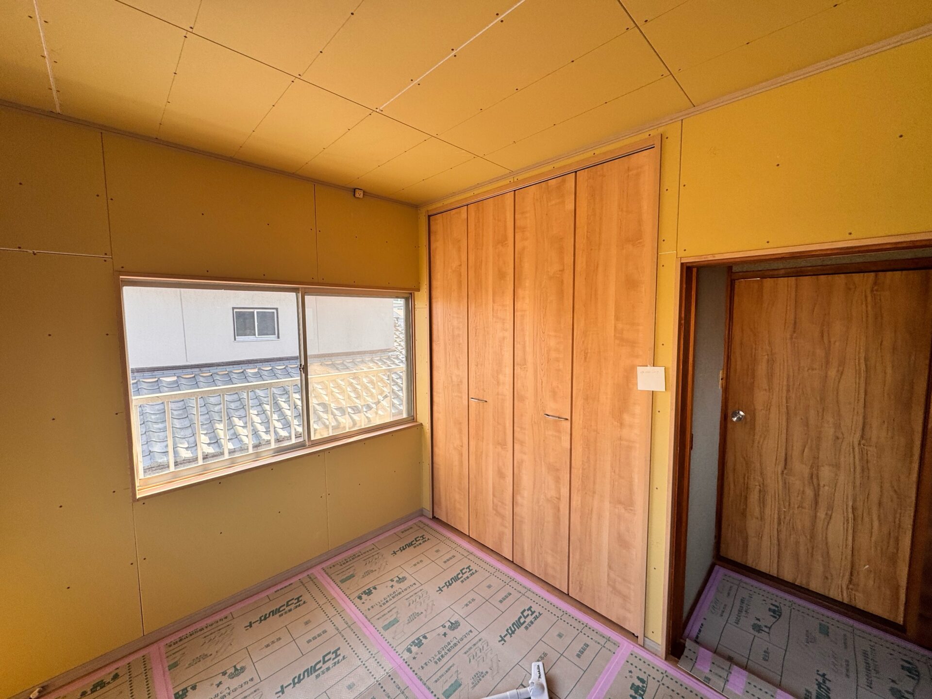 内装下地を終えた様子