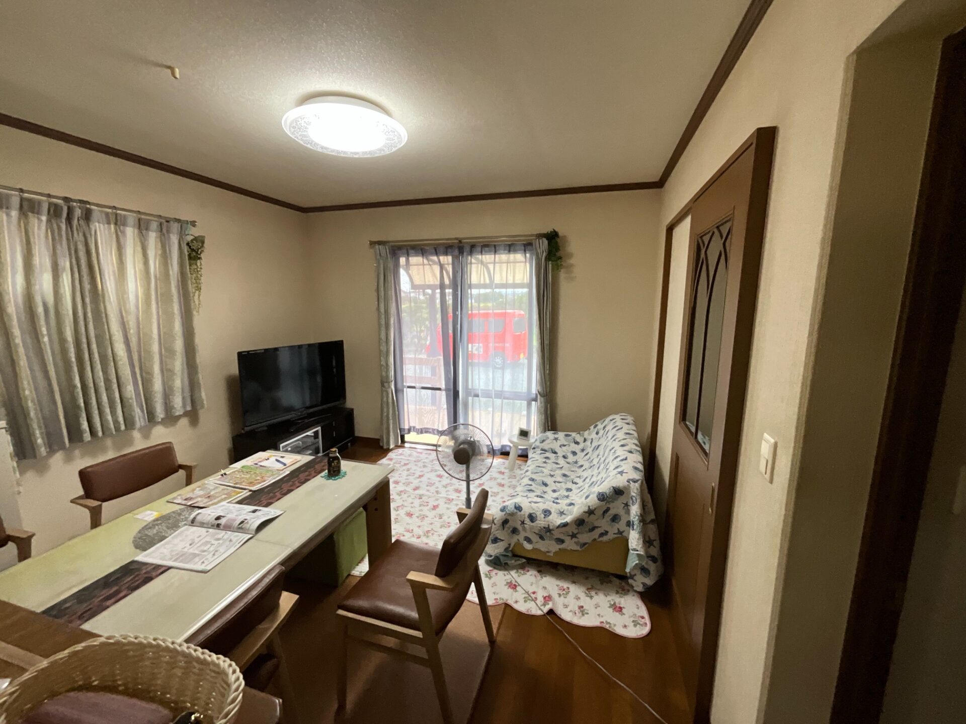 キッチンに繋がるLDK