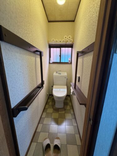 【転倒防止・安心感アップ】トイレ手すり取付工事
